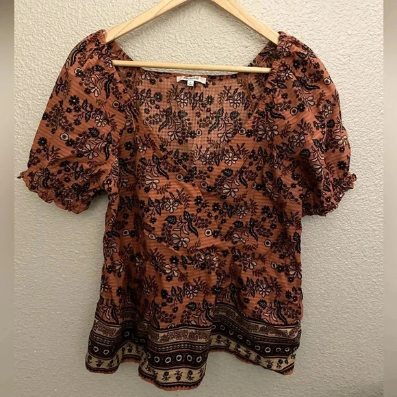 Madewell Tops - MADEWELL printed PEPLUM top Size M
